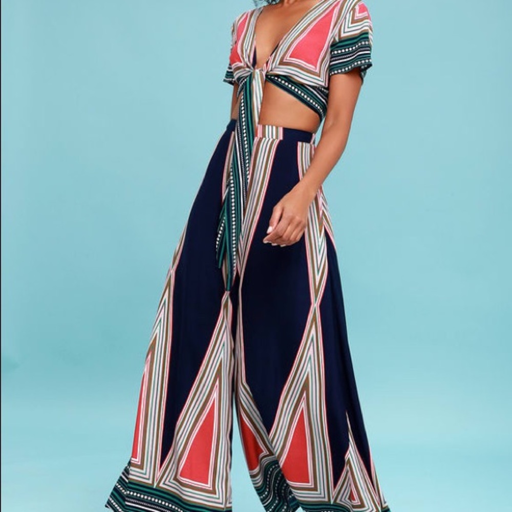 NWT Lulus Geo Print Two-Piece set